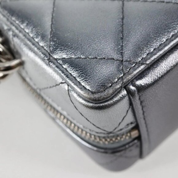 CHANEL Matelasse Chain Shoulder Bag Lamb Skin Silver CC Auth MX038AM - Picture 4 of 16